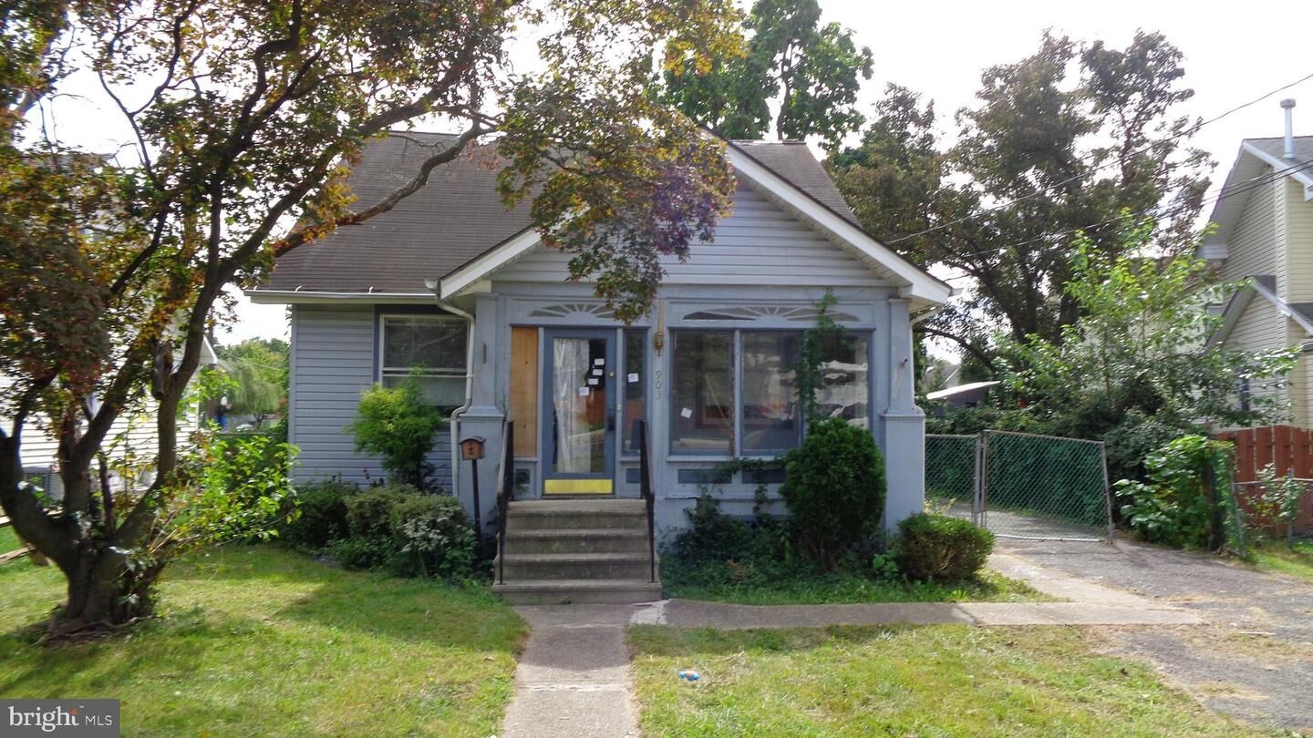 Property Photo:  903 Beverly Road  NJ 08016 