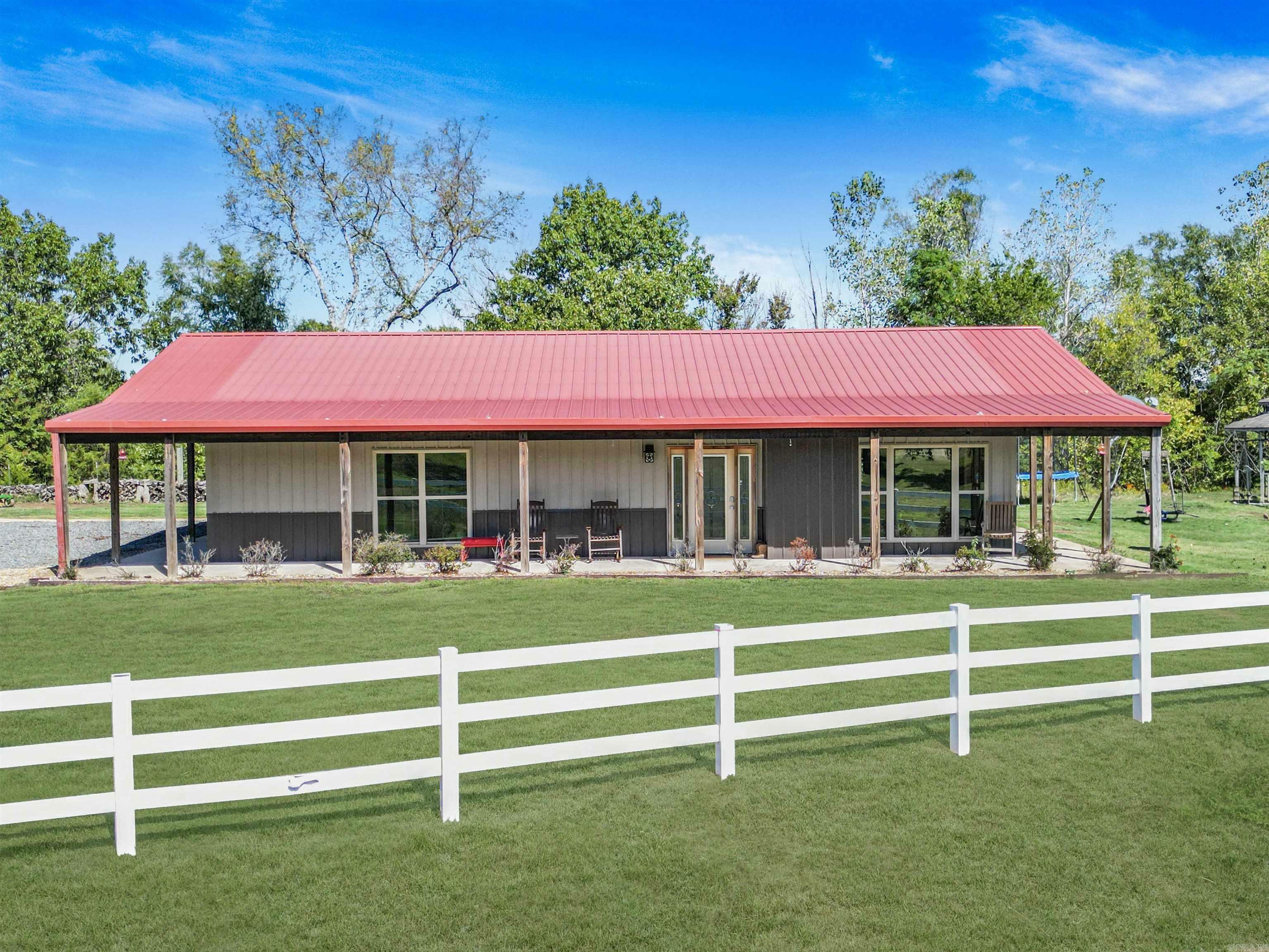 Property Photo:  8 Bunker Hill Drive  AR 72070 