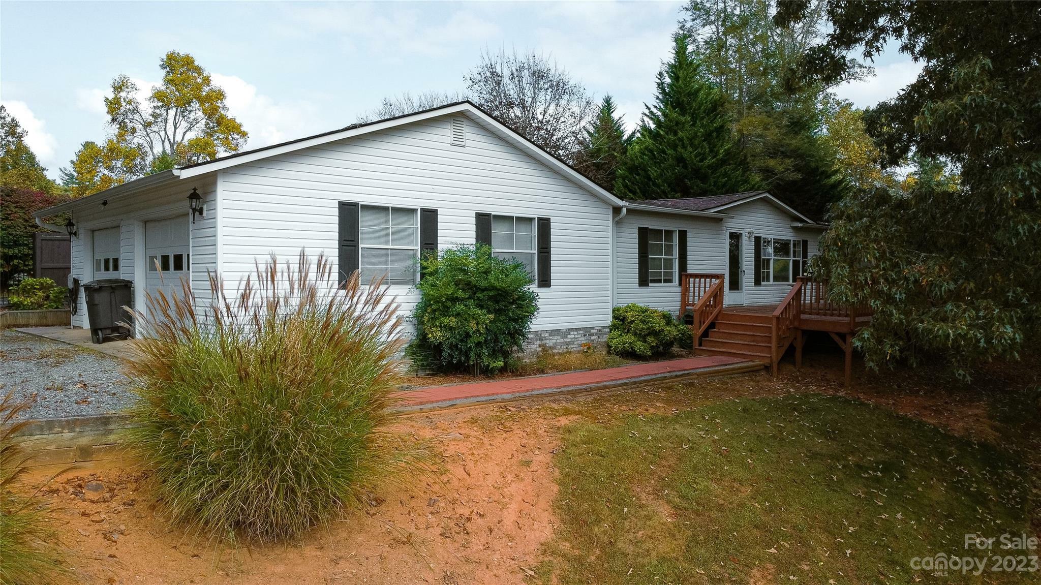 50 Drexel Road  Hendersonville NC 28739 photo