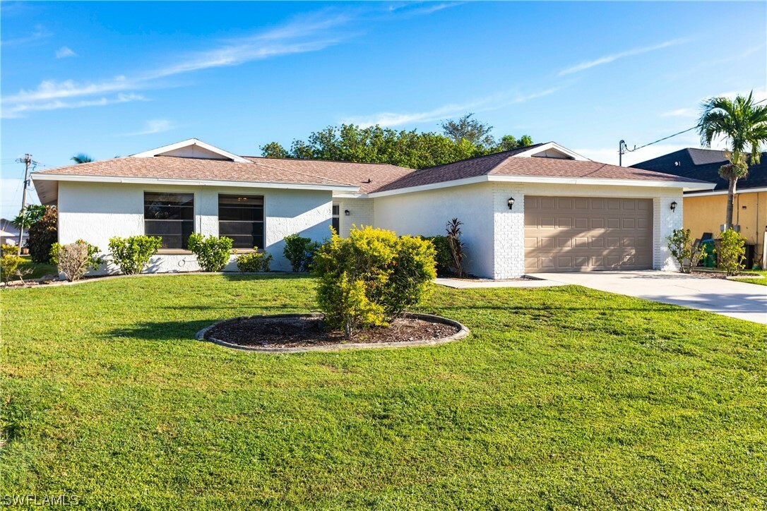 Property Photo: 141 SE 27th Street FL 33904
