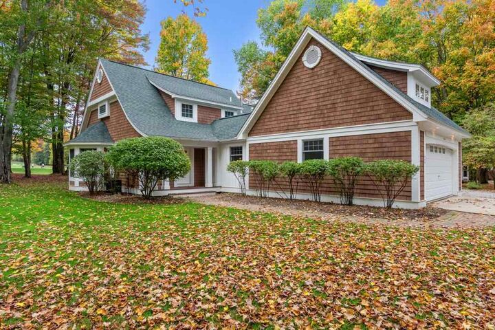 4270 Pinehurst 40  Harbor Springs MI 49740 photo