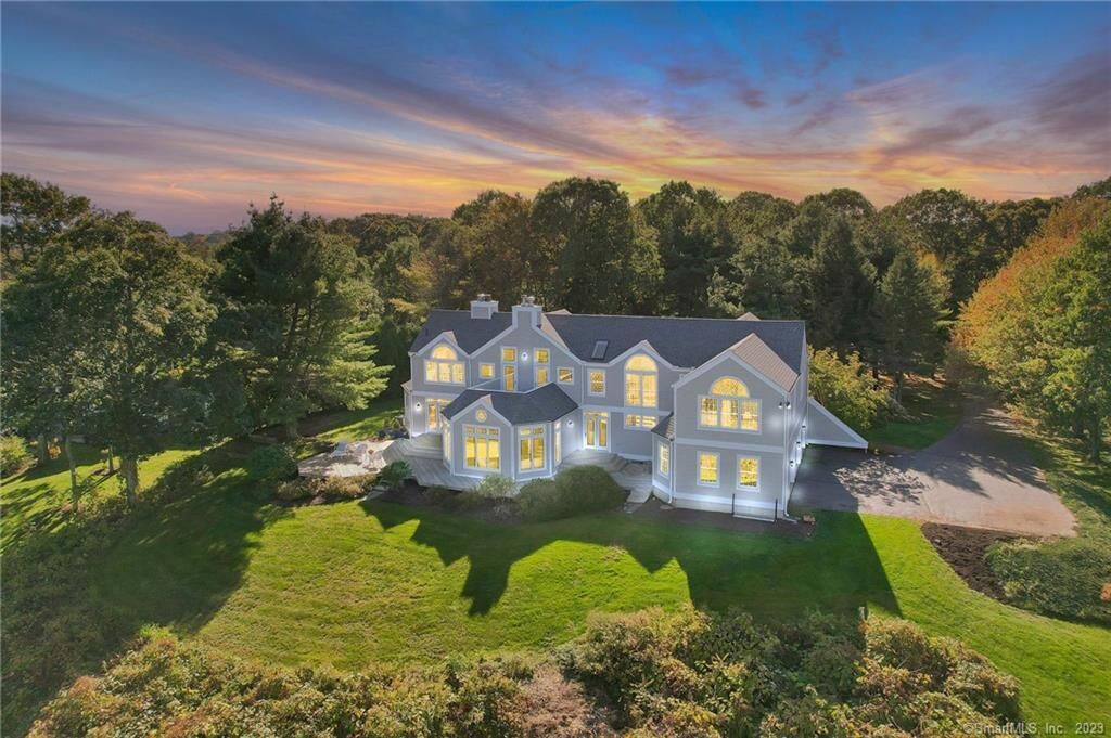 Property Photo:  18 Laurel Crest  CT 06013 