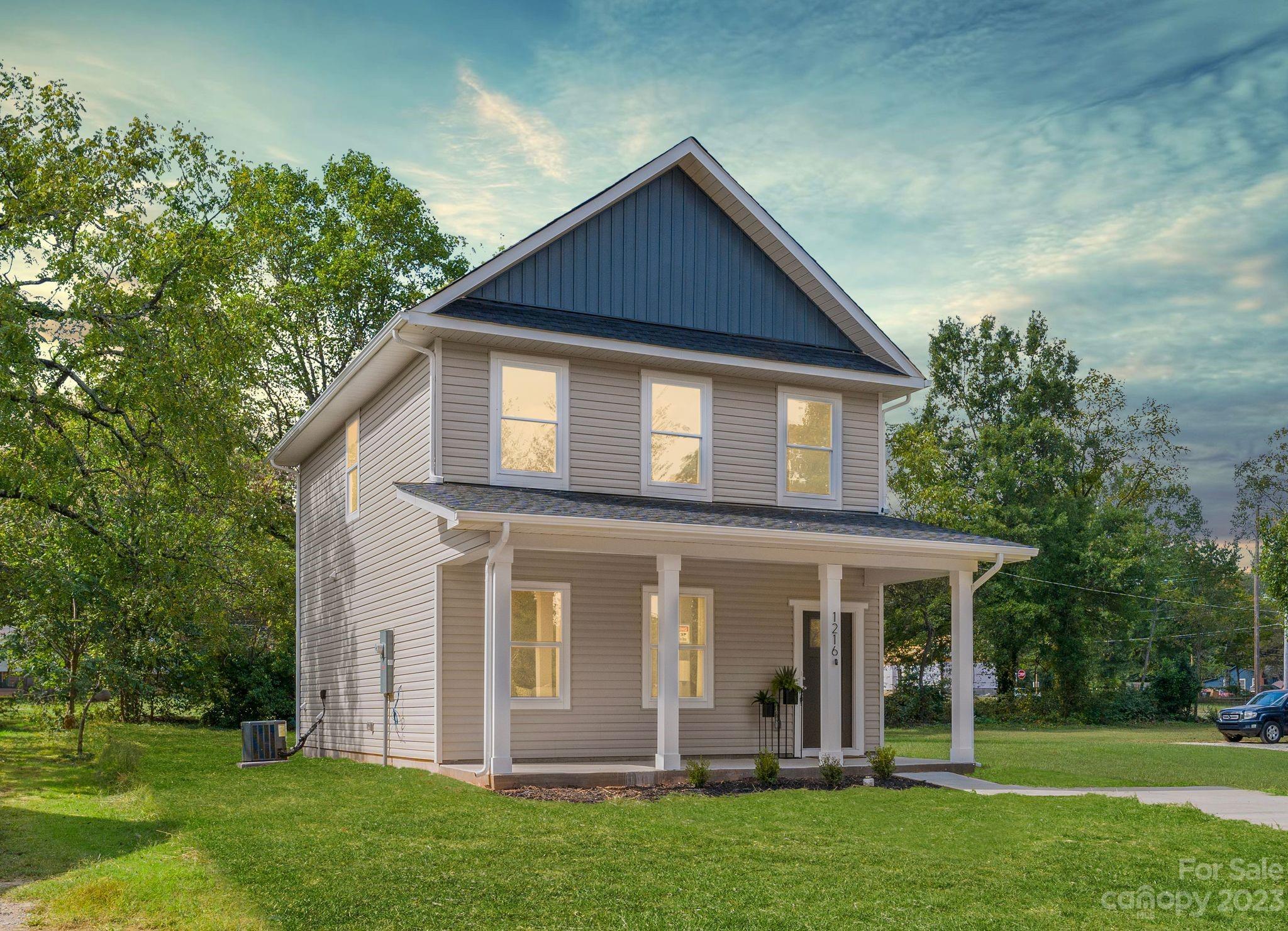 Property Photo: 203 E Florida Avenue NC 28016