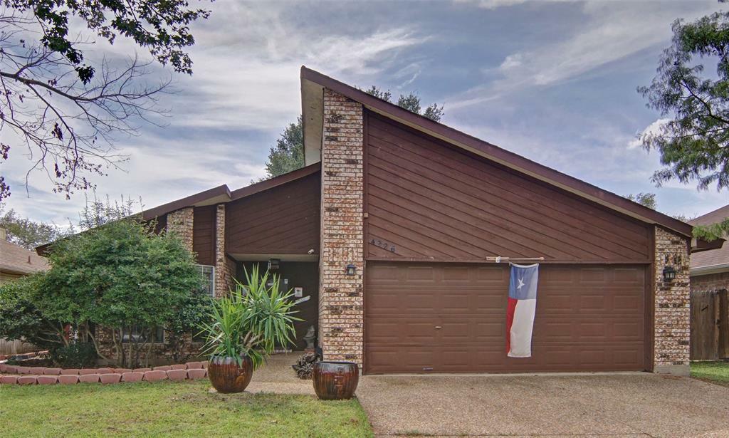 Property Photo:  4926 Highbank Drive  TX 76018 