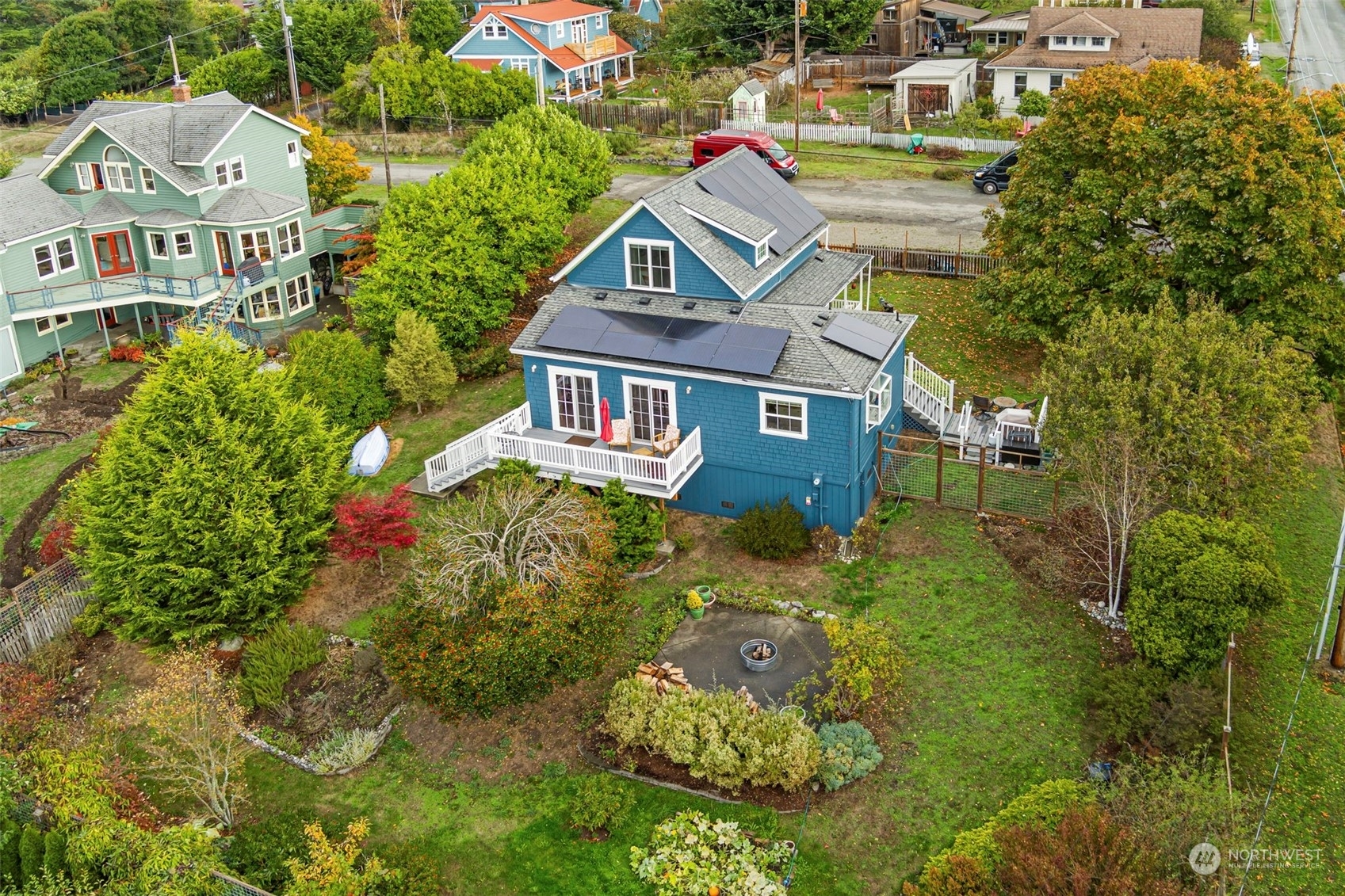 Property Photo:  1011 Cass Street  WA 98368 