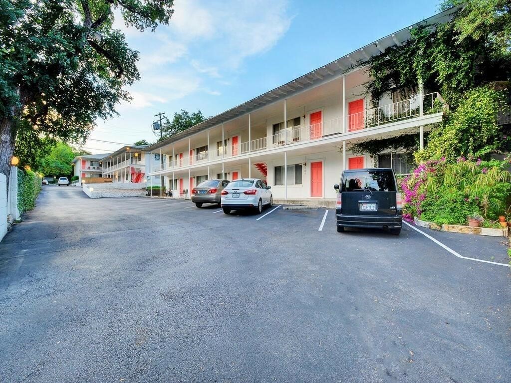 Property Photo:  1200 Enfield Road 105  TX 78703 