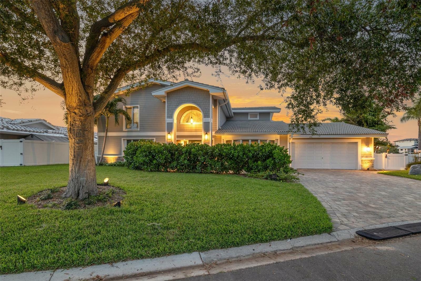 Property Photo: 302 Buttonwood Lane FL 33770