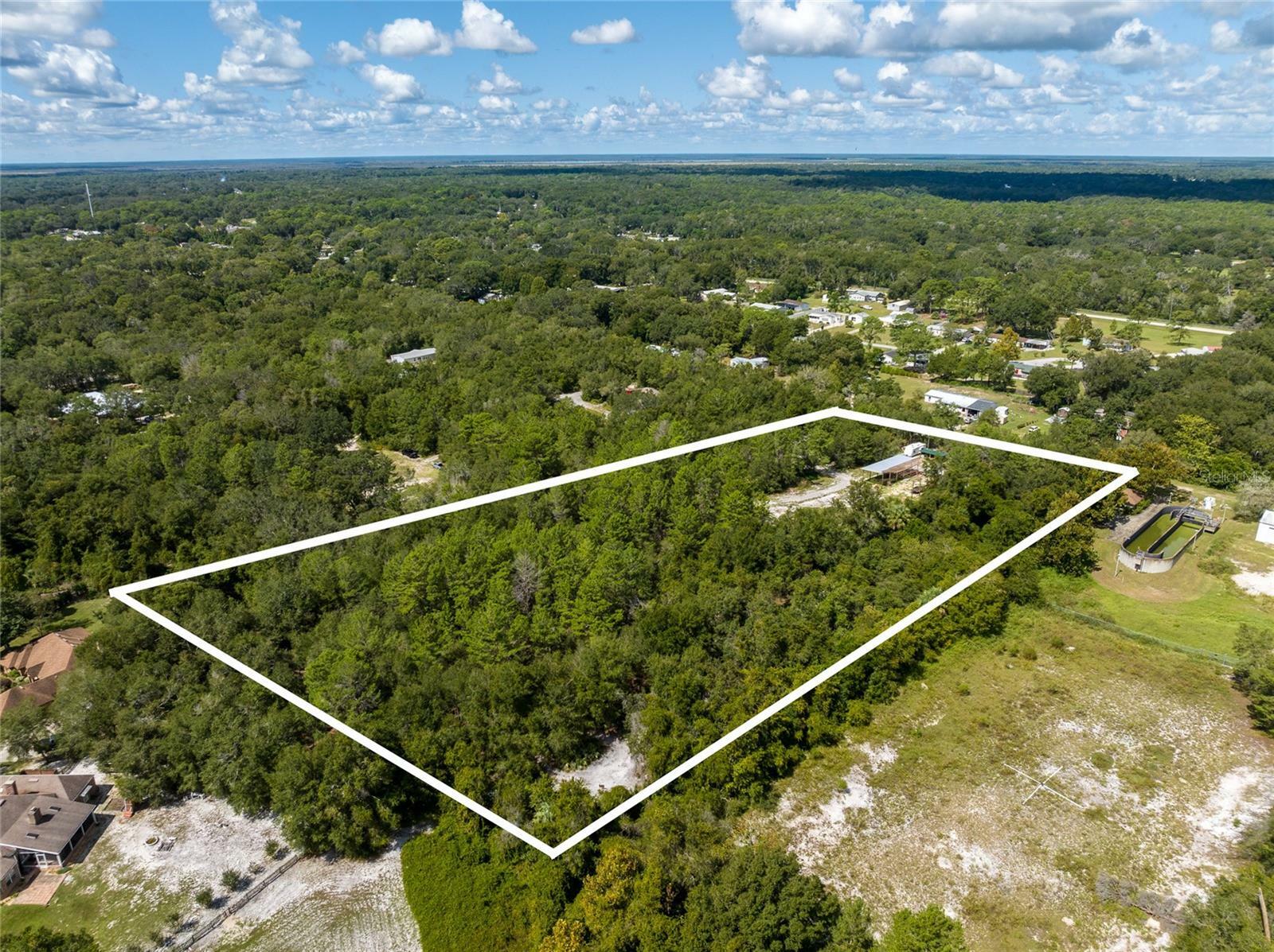 Property Photo:  480 Lake Mamie Road  FL 32724 