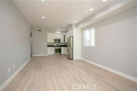 Property Photo:  622 W 85th Street 1/2  CA 90044 