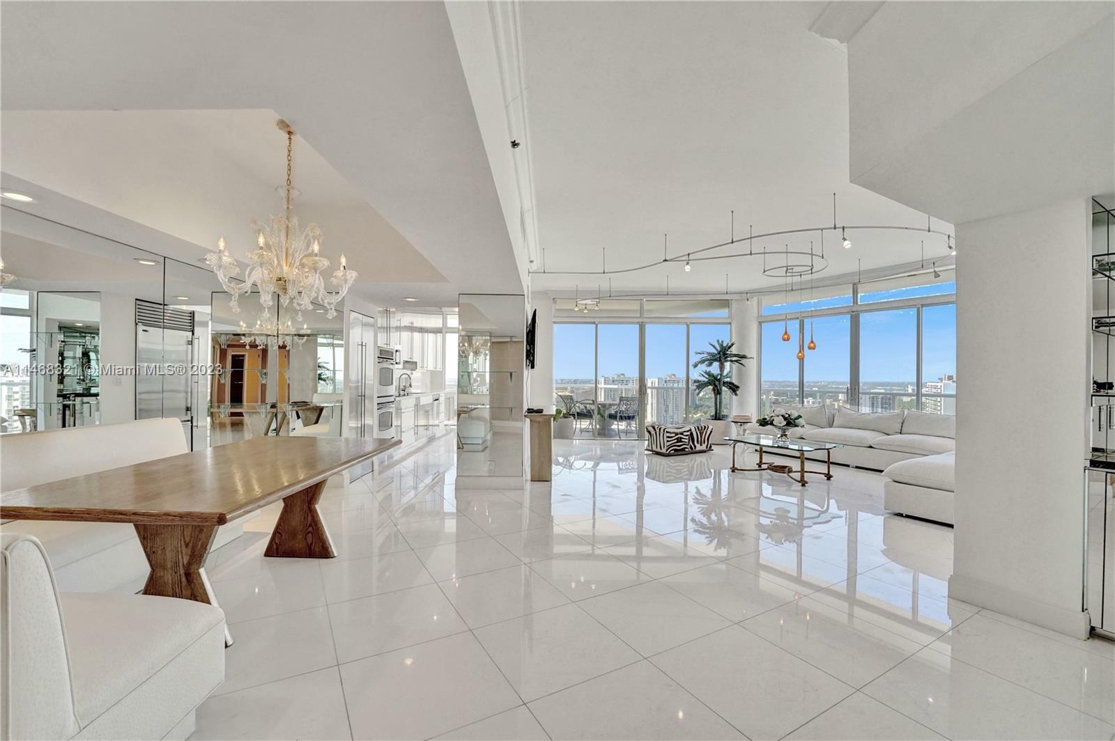 Property Photo: 20281 E Country Club Dr Tw7 FL 33180