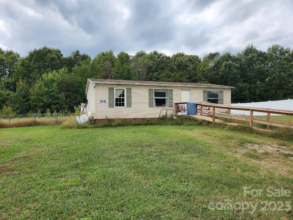 Property Photo:  148 Eaker Drive  NC 28021 