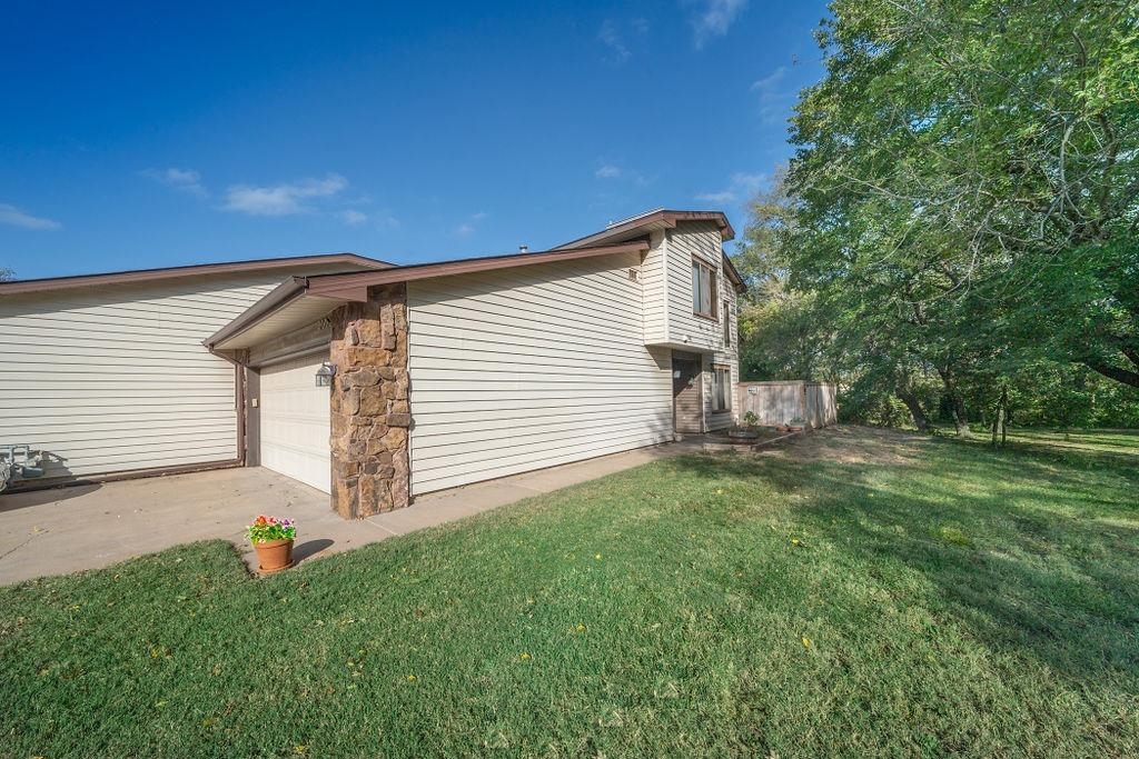 Property Photo:  2000 N Woodlawn Blvd  KS 67037 