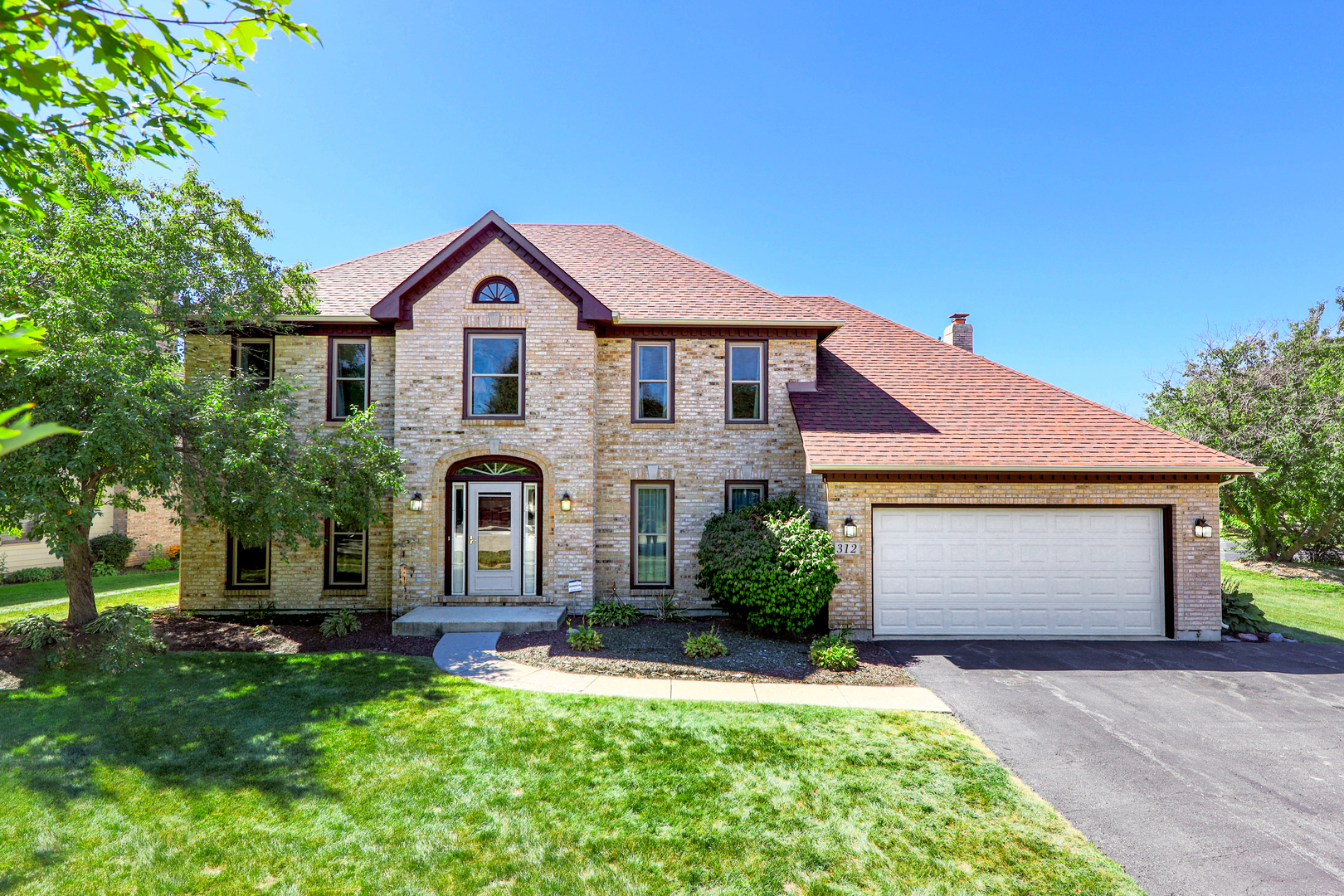 Property Photo: 312 Northampton Drive IL 60543