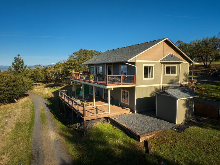 849 Juanita Way  Jacksonville OR 97530 photo