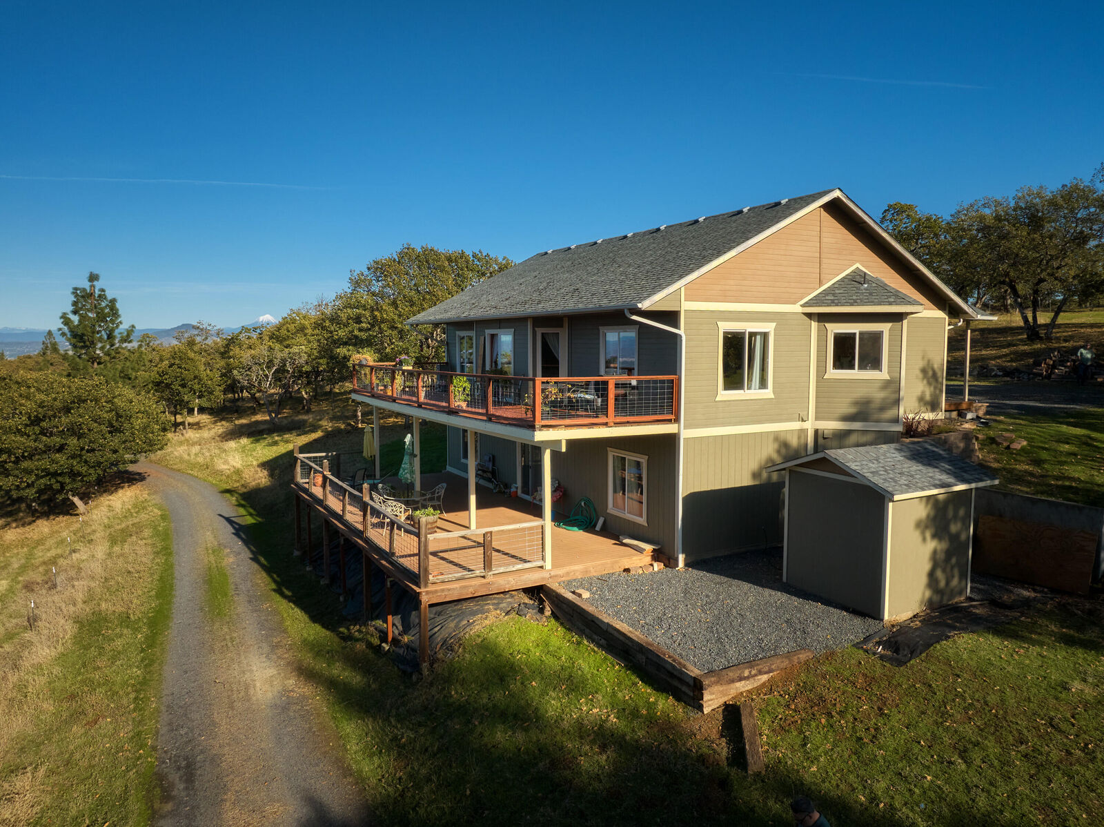 Property Photo: 849 Juanita Way OR 97530