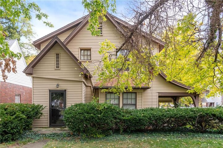 503 W Hillcrest Avenue  Dayton OH 45406 photo