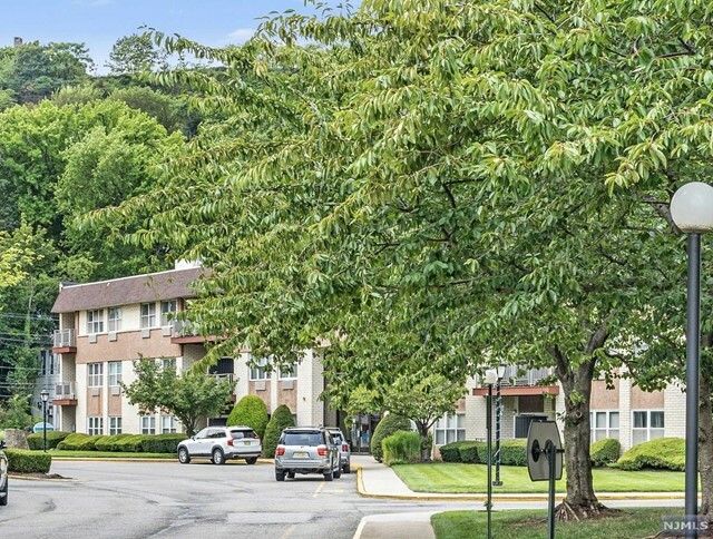 Property Photo: 1111 River Road C5 NJ 07020