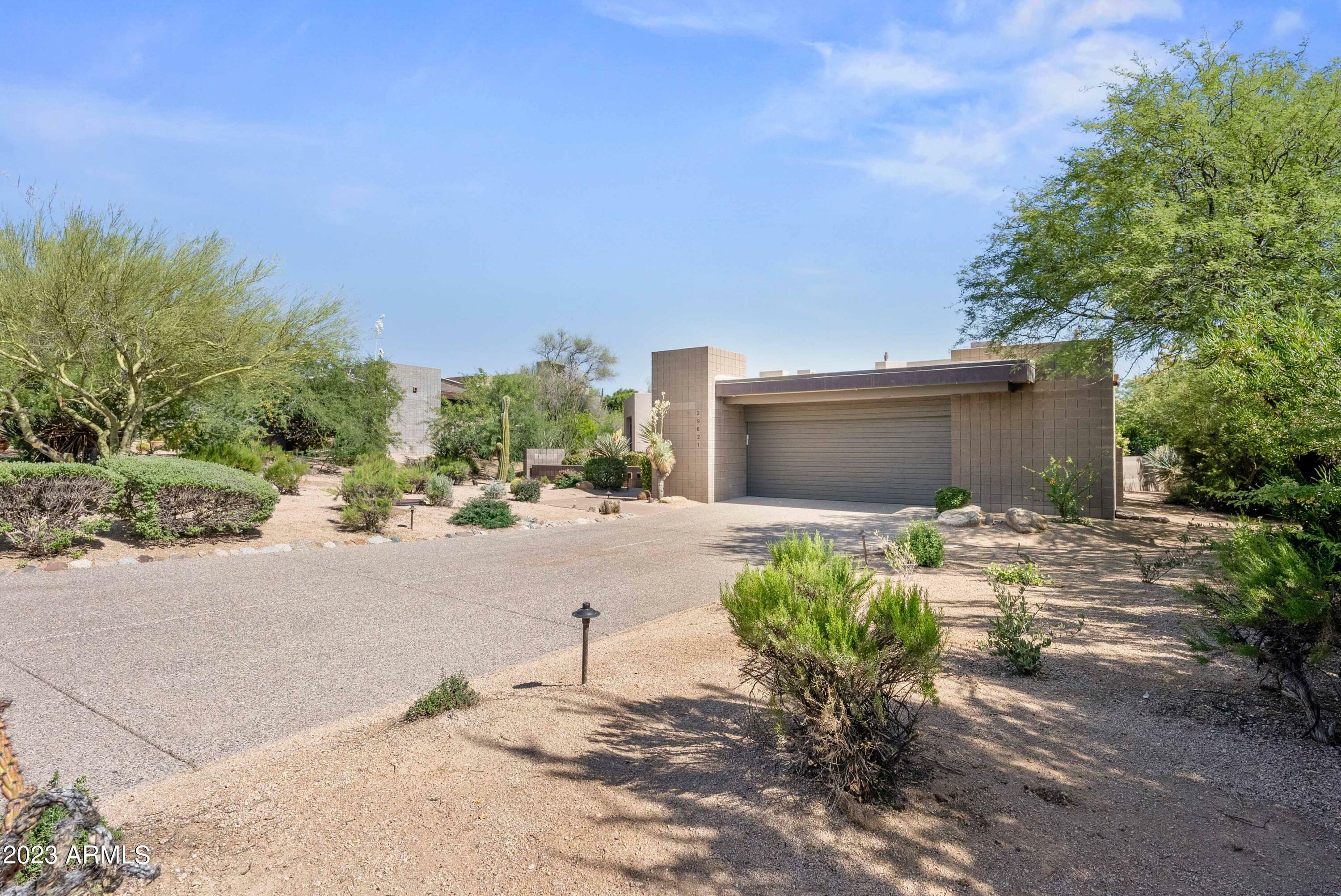 Property Photo:  39621 N 107th Way  AZ 85262 