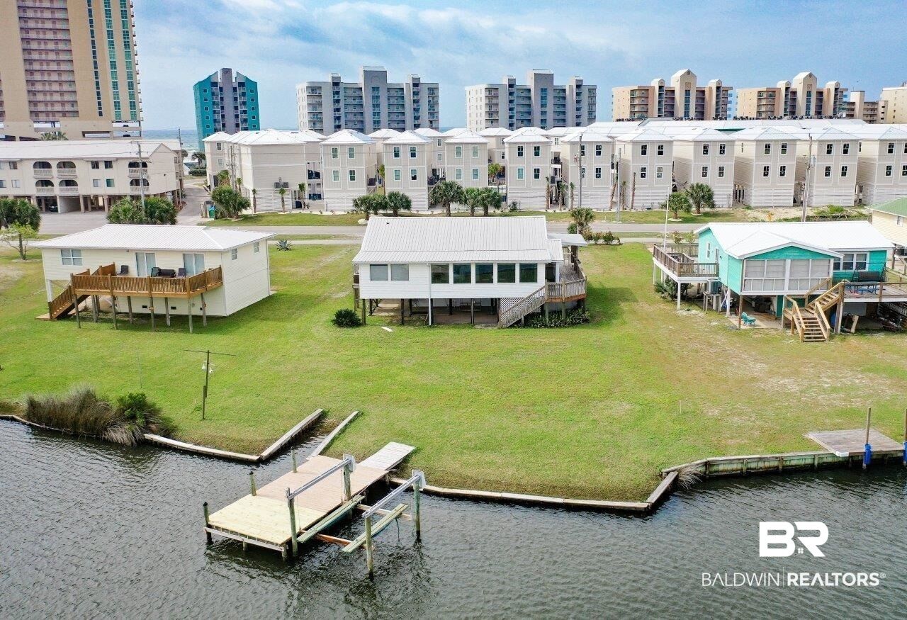 Property Photo: 942 W Lagoon Avenue AL 36542