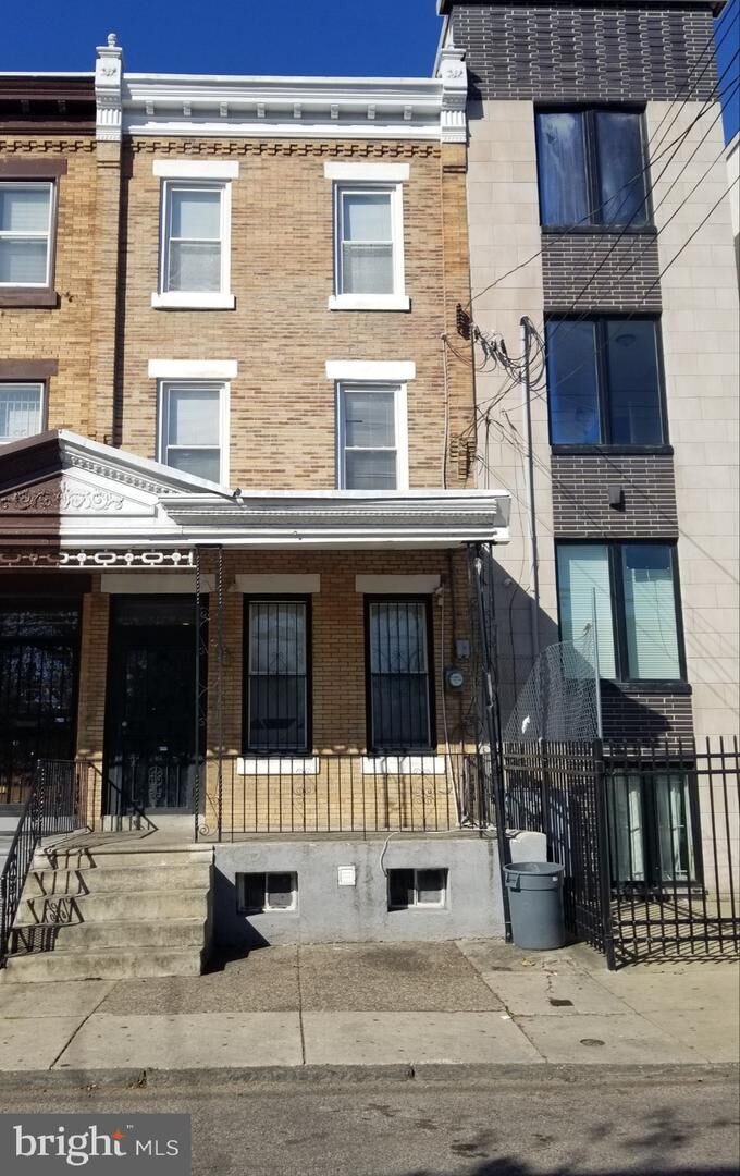 Property Photo:  2222 N 12th Street  PA 19133 