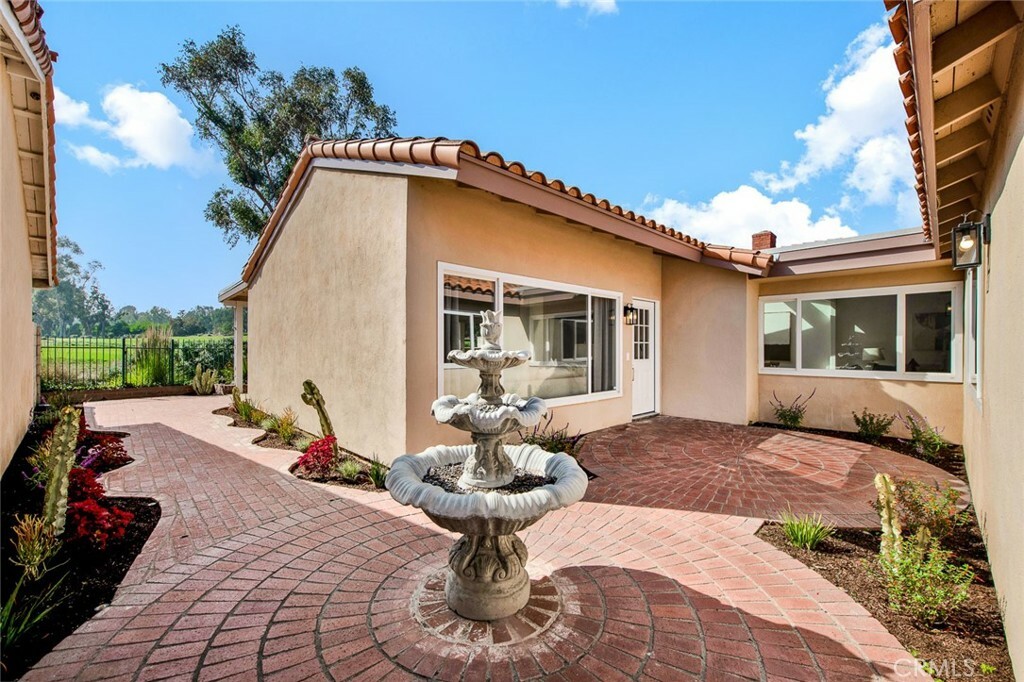 Property Photo:  113 The Masters Circle  CA 92627 