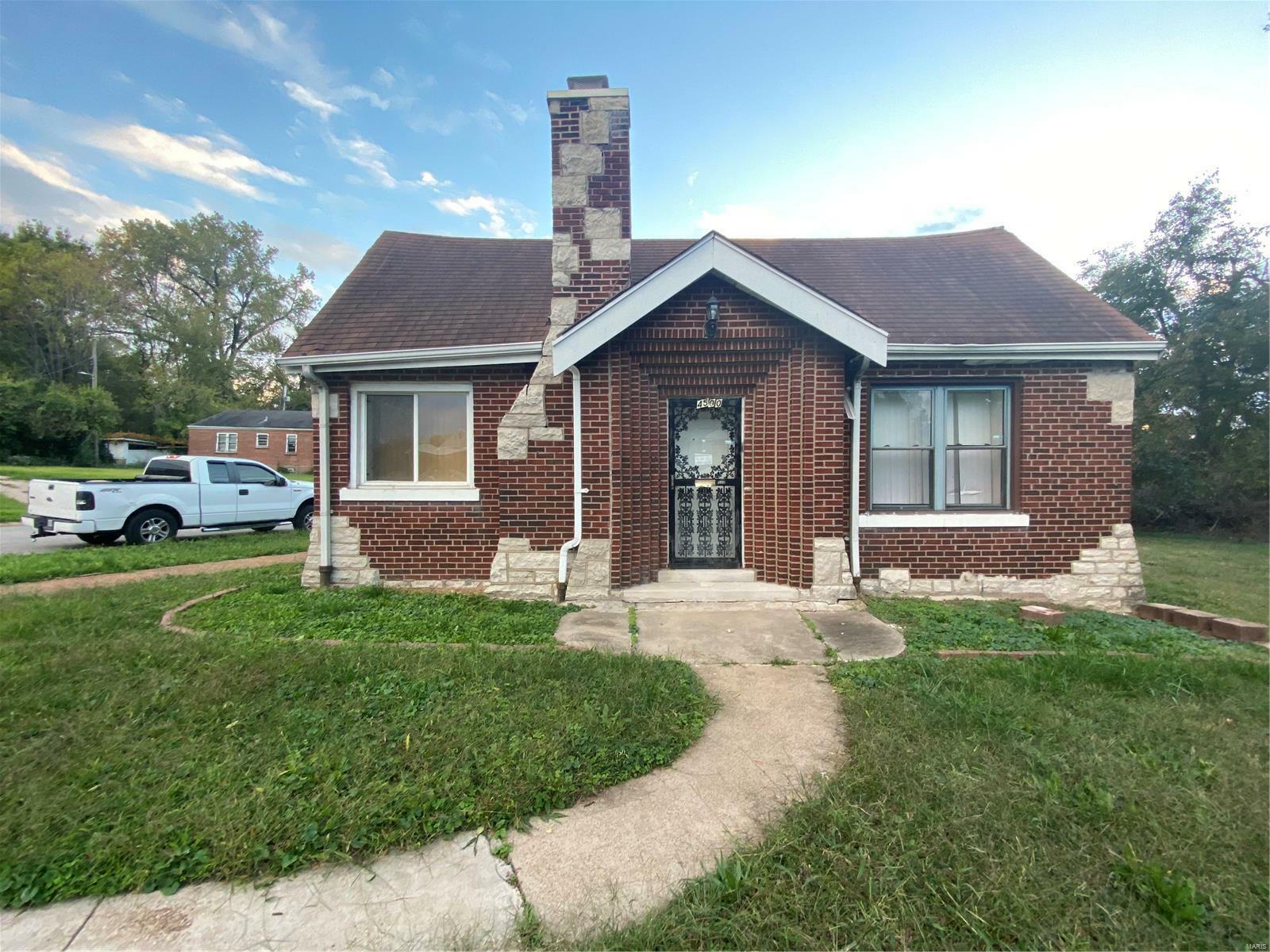 Property Photo:  4500 Carter Avenue  MO 63115 