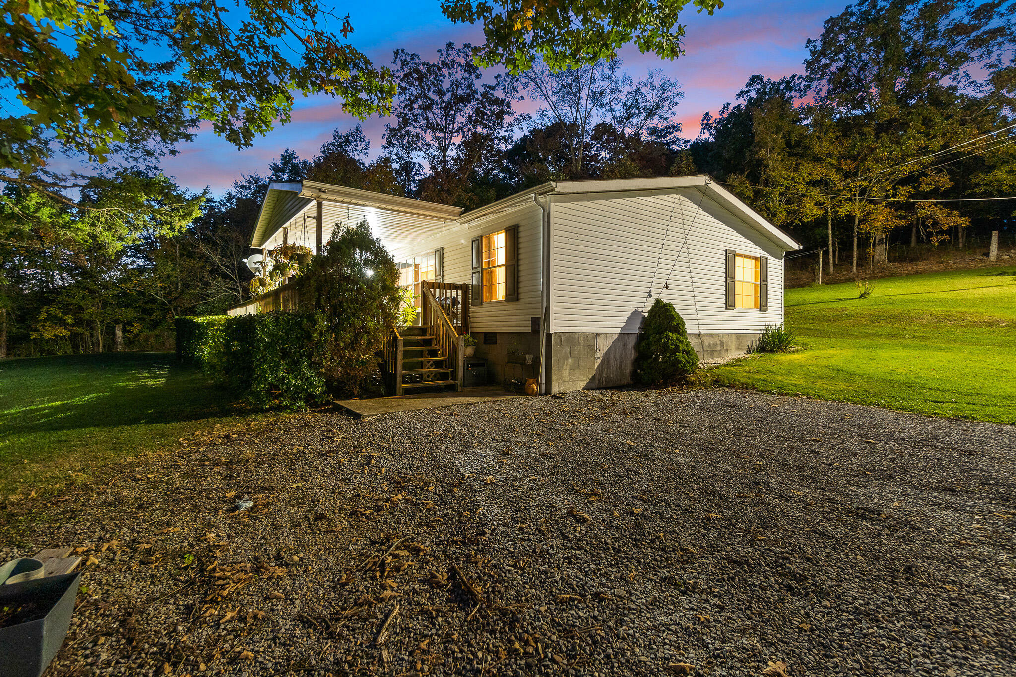 Property Photo:  1324 Shake Rag Rd  TN 37743 