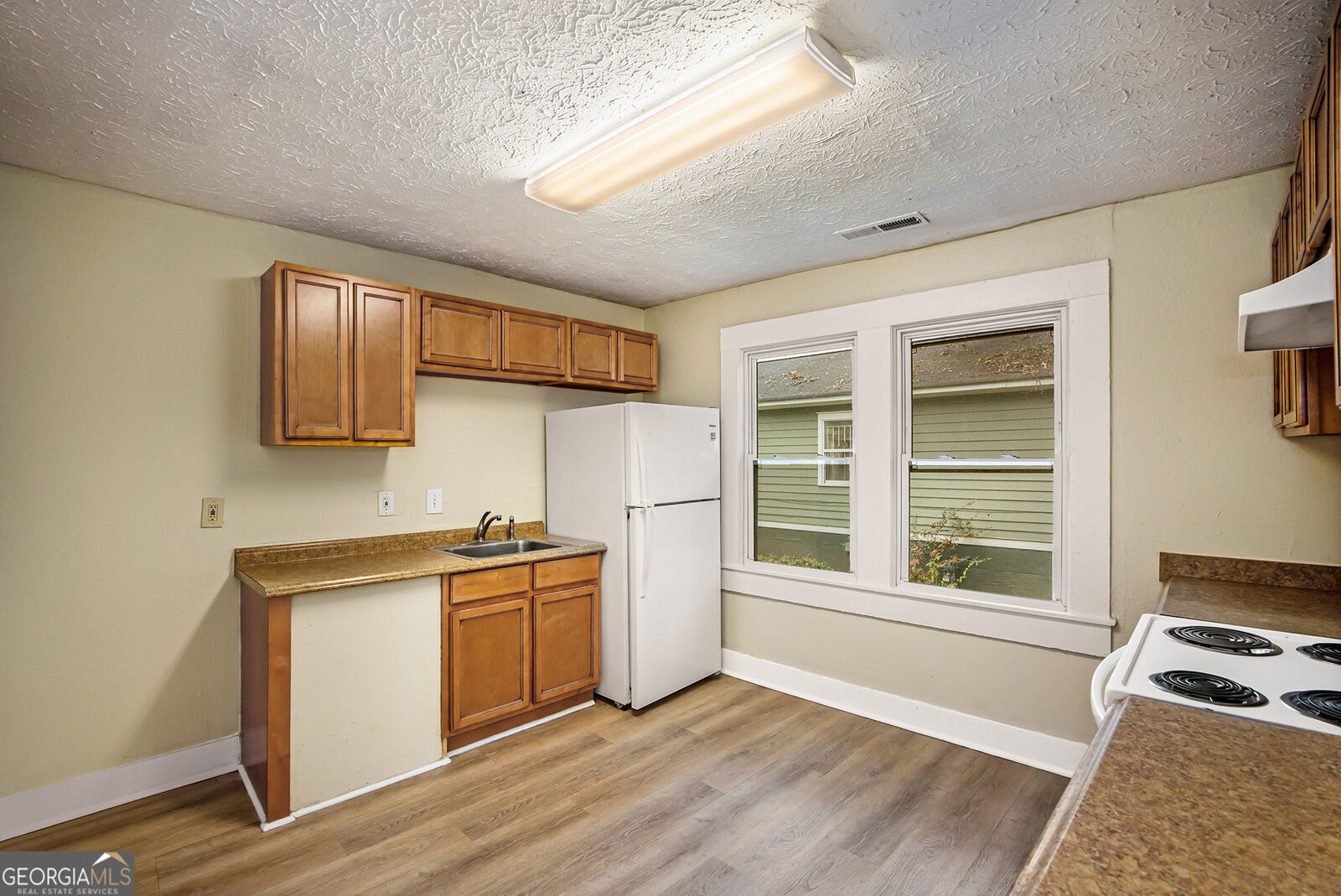Property Photo:  1162 Sims Street SW  GA 30310 