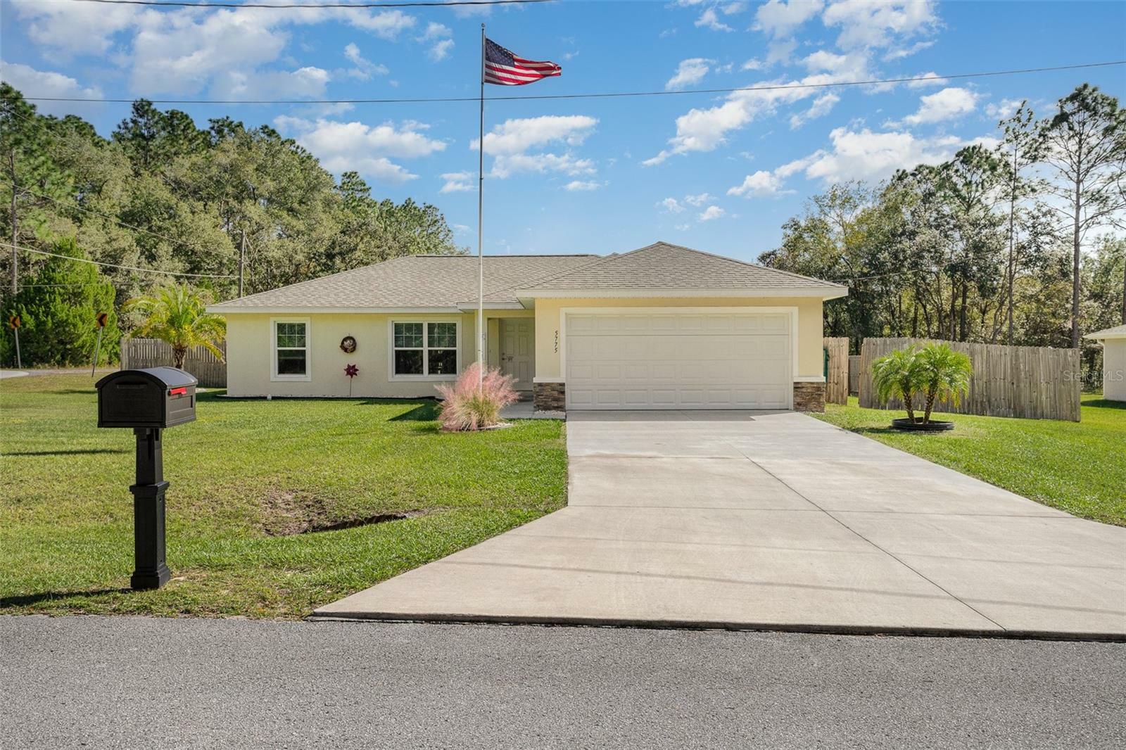 Property Photo:  5775 SW 196th Court  FL 34431 