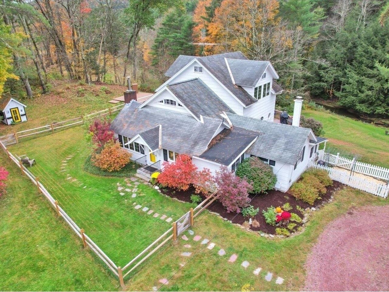 Property Photo:  1143 Finel Hollow Road  VT 05498 