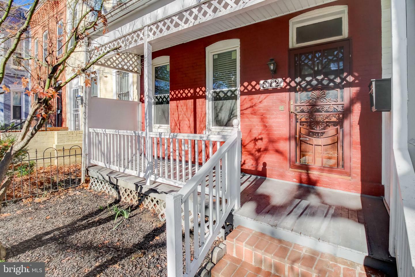 Property Photo:  812 I Street NE  DC 20002 