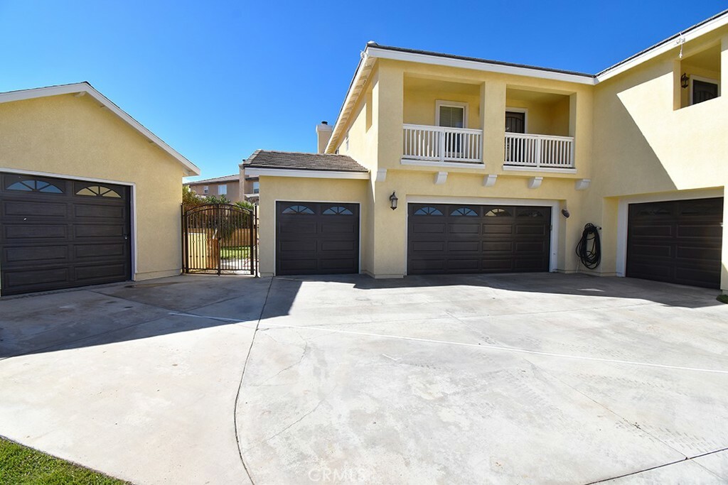 Property Photo:  11930 Russell Court  CA 92392 