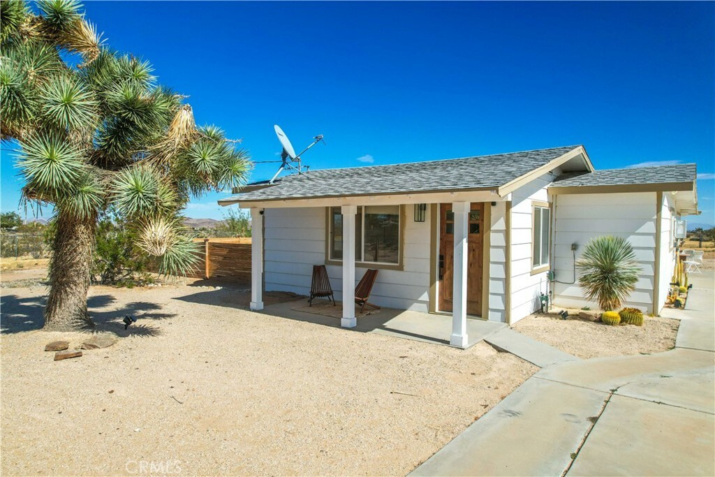 Property Photo:  2963 Balsa Avenue  CA 92284 