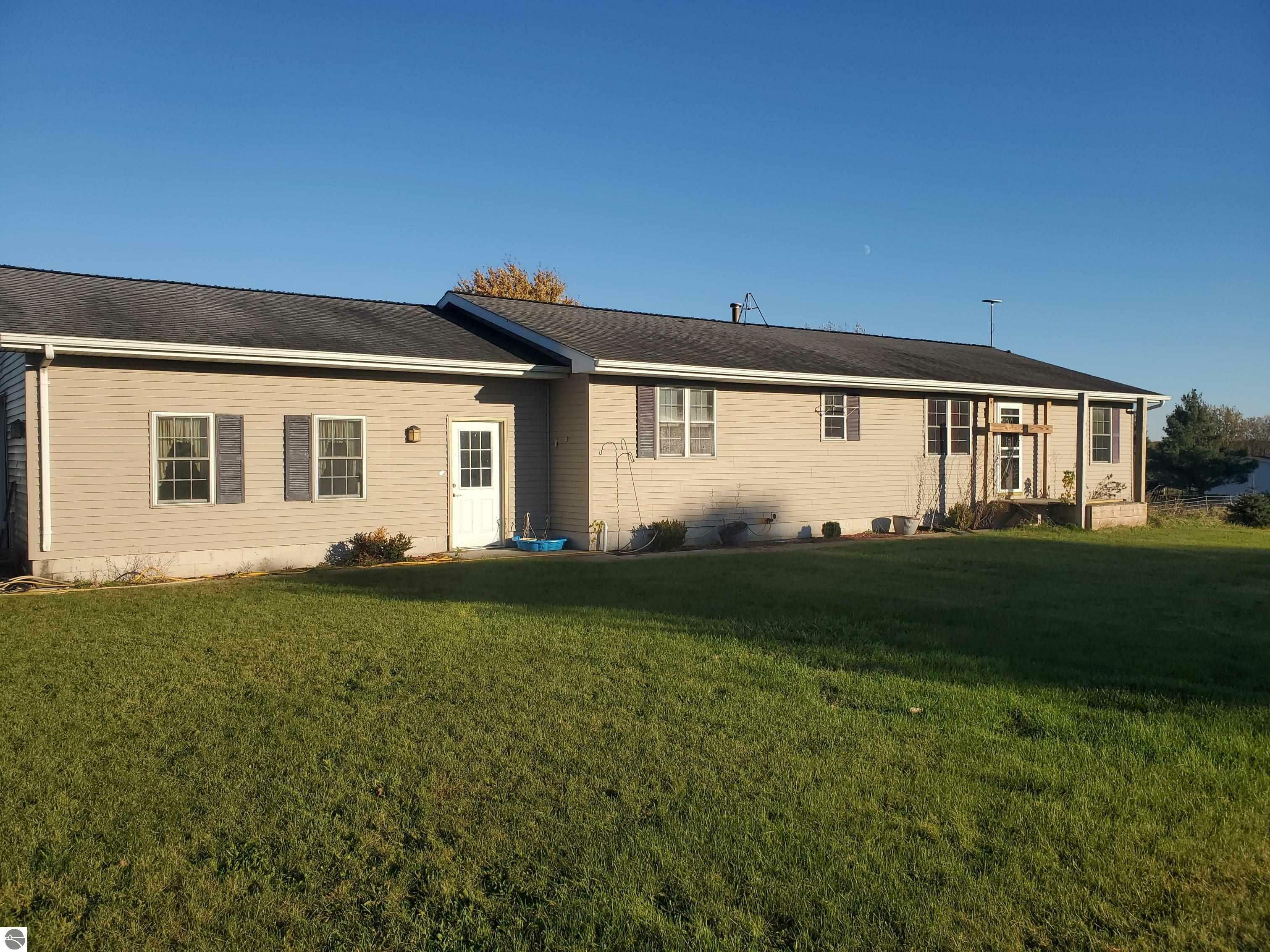 Property Photo:  8360 N Winans Road  MI 48801 