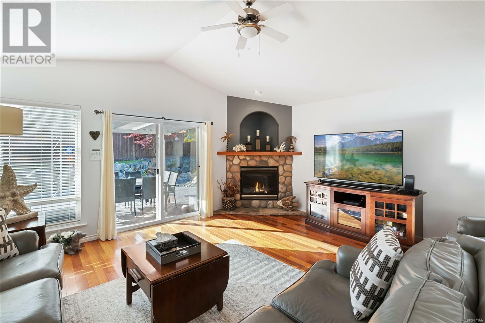Property Photo: 298 Smith Place BC V9P2V4