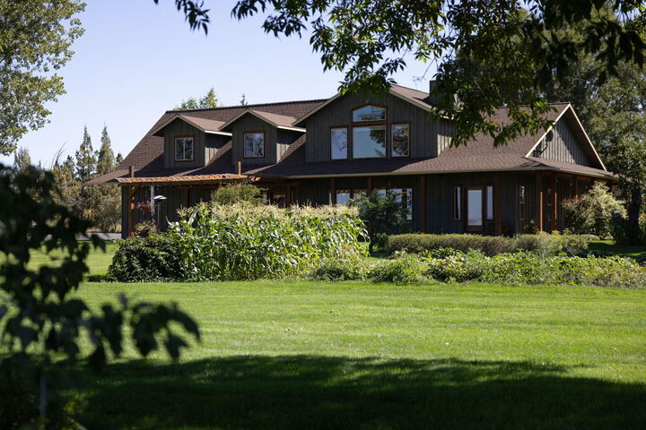 Property Photo:  11311 SW Fleming Road  OR 97753 
