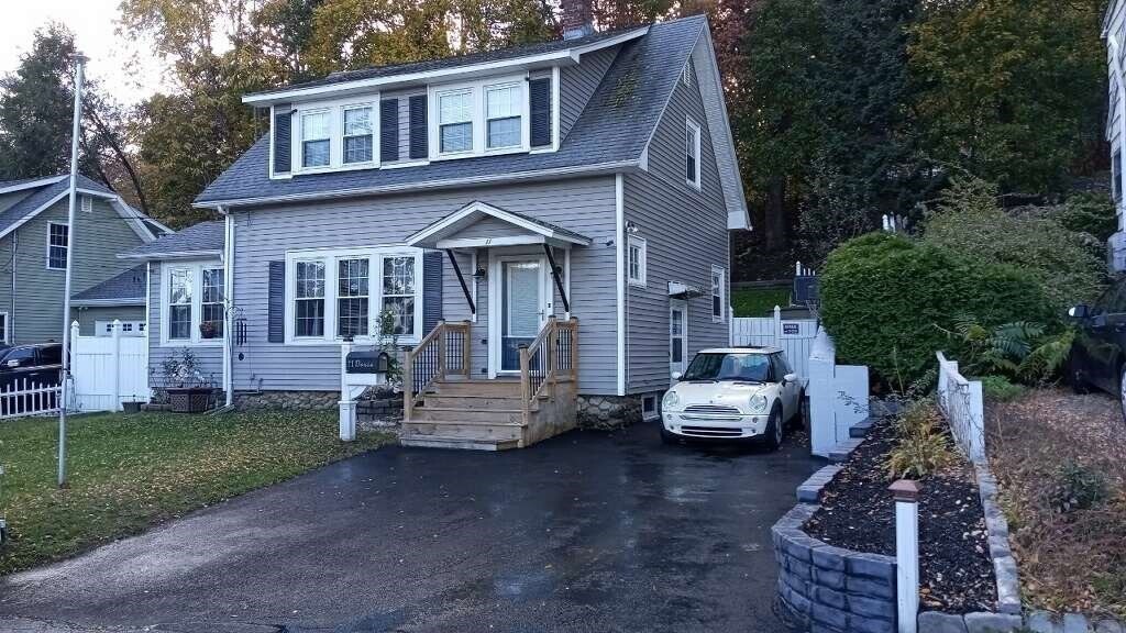 Property Photo:  11 Doris St  MA 01606 