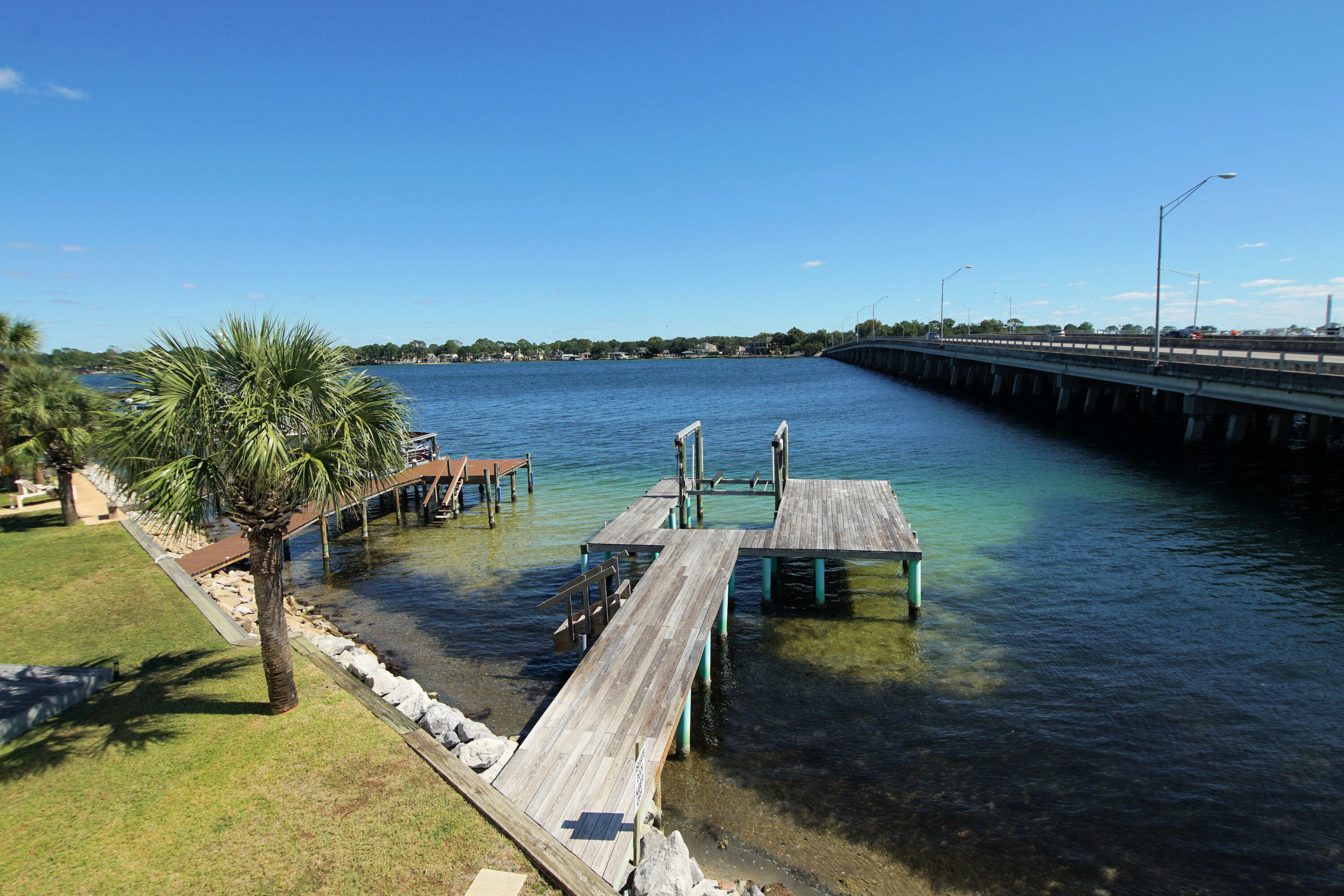 Property Photo:  901 Lighthouse Road  FL 32547 