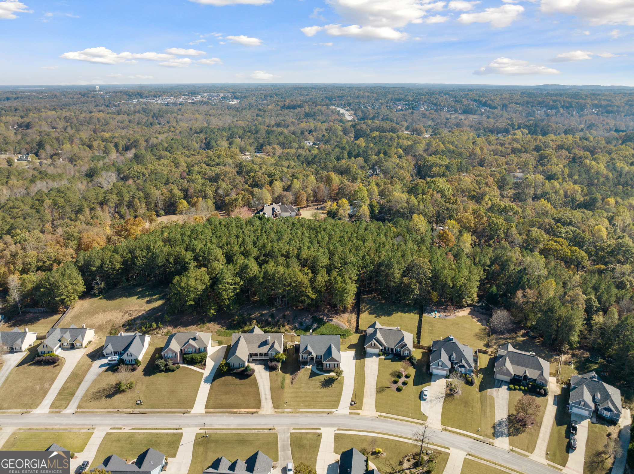 Property Photo: 6365 Aarons Way GA 30542
