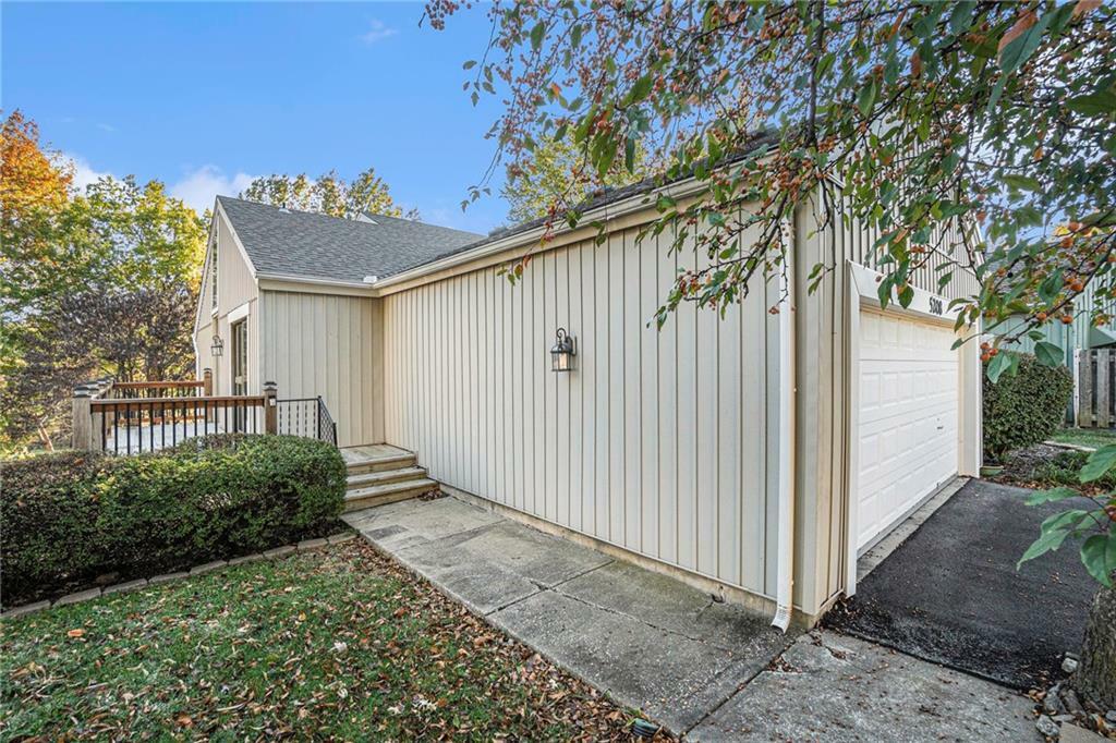 Property Photo: 5208 NW 82nd Terrace MO 64151