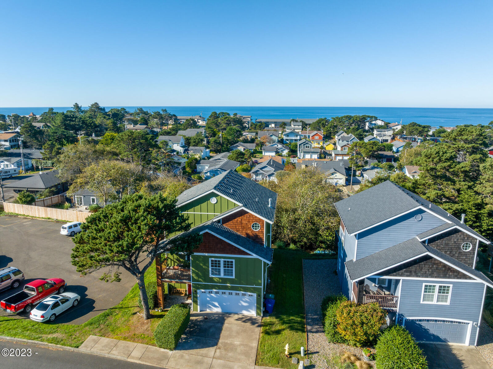 Property Photo: 2136 NW Mast Avenue OR 97367