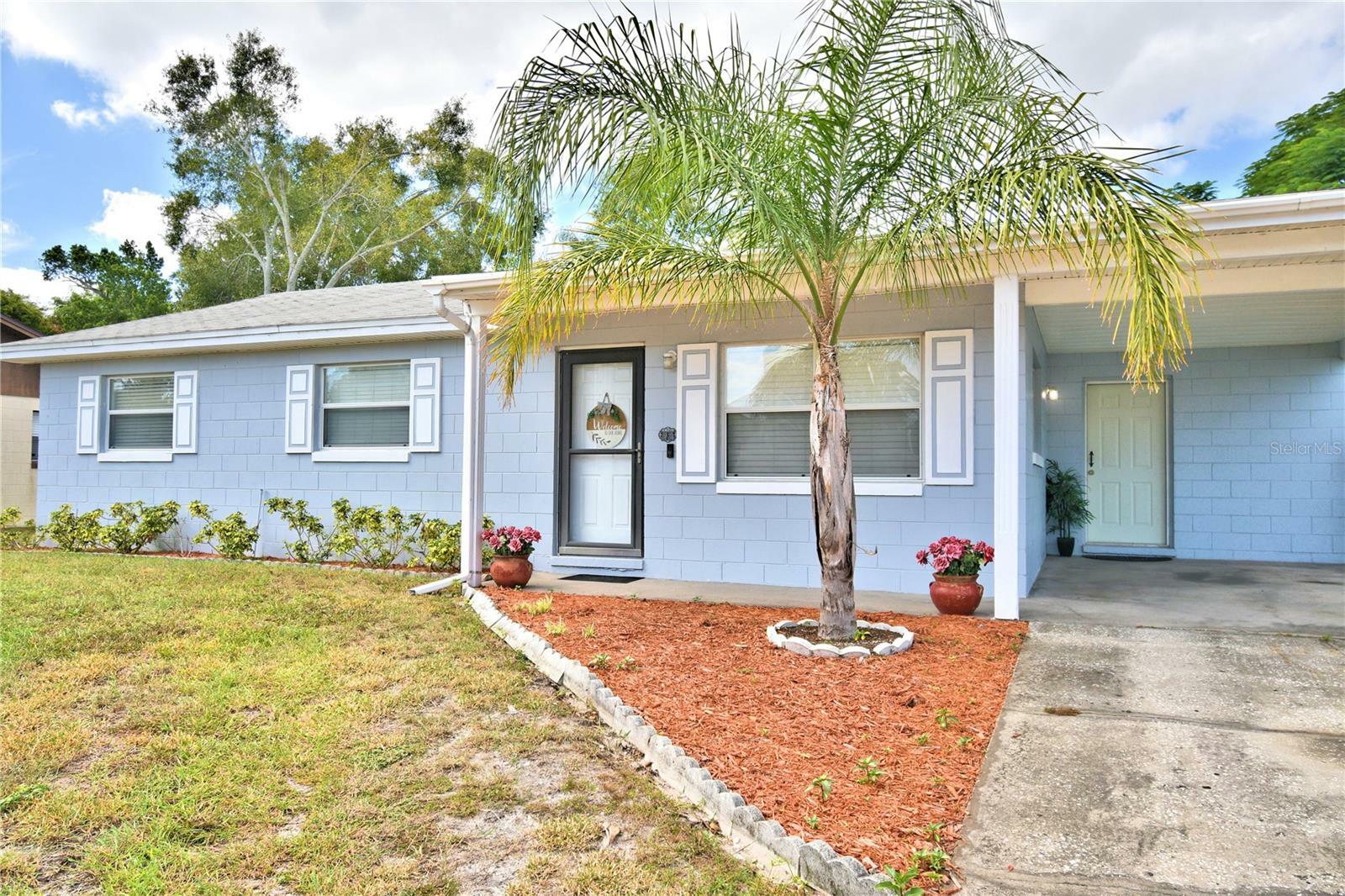 Property Photo:  305 Vaniman Avenue  FL 33880 