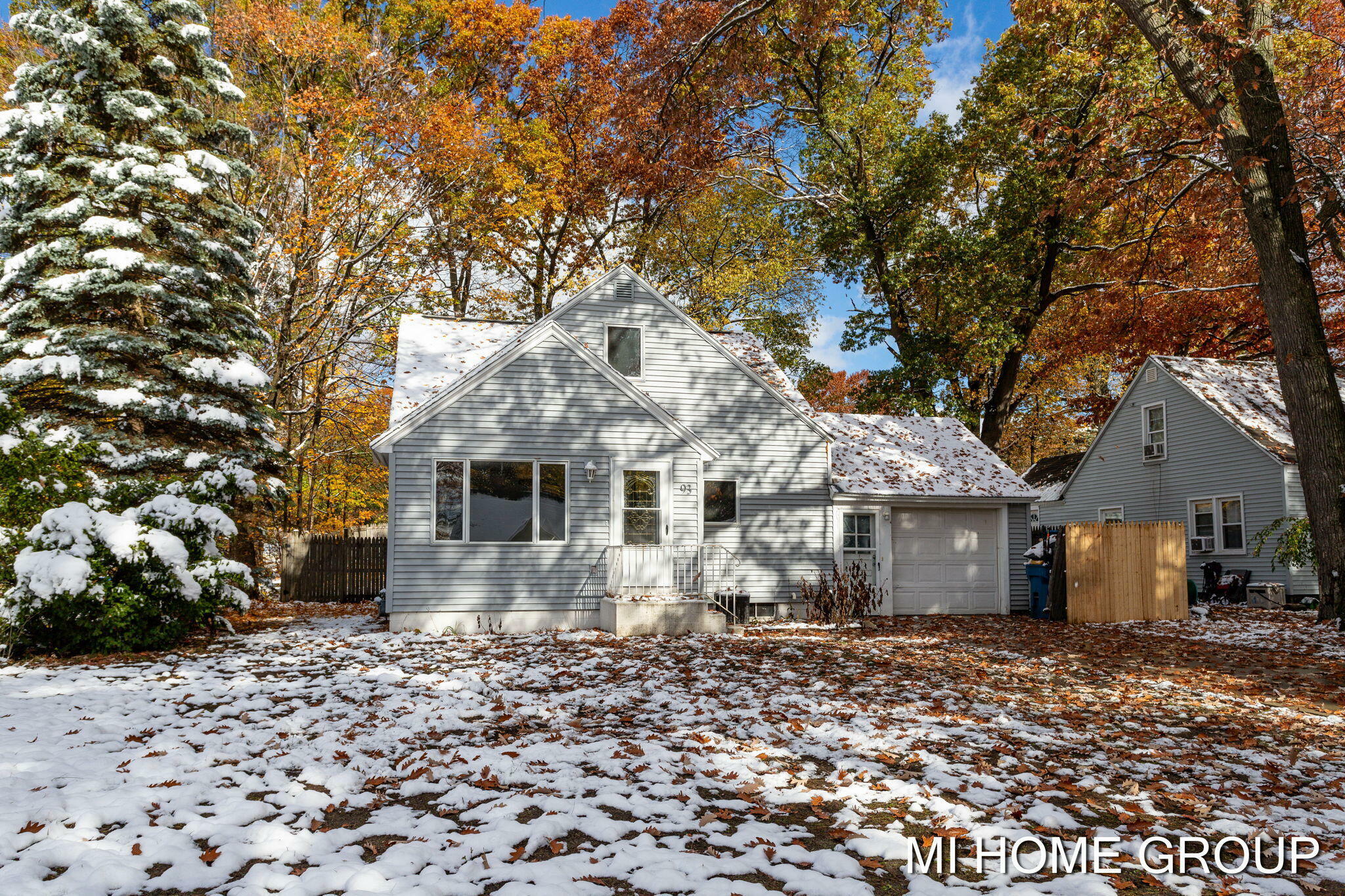 Property Photo: 93 Vander Veen Avenue MI 49424