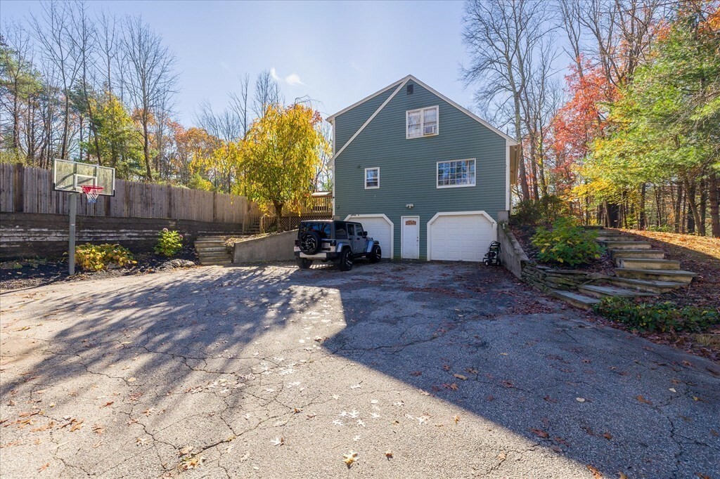 Property Photo: 1047 Dennison Dr MA 01550