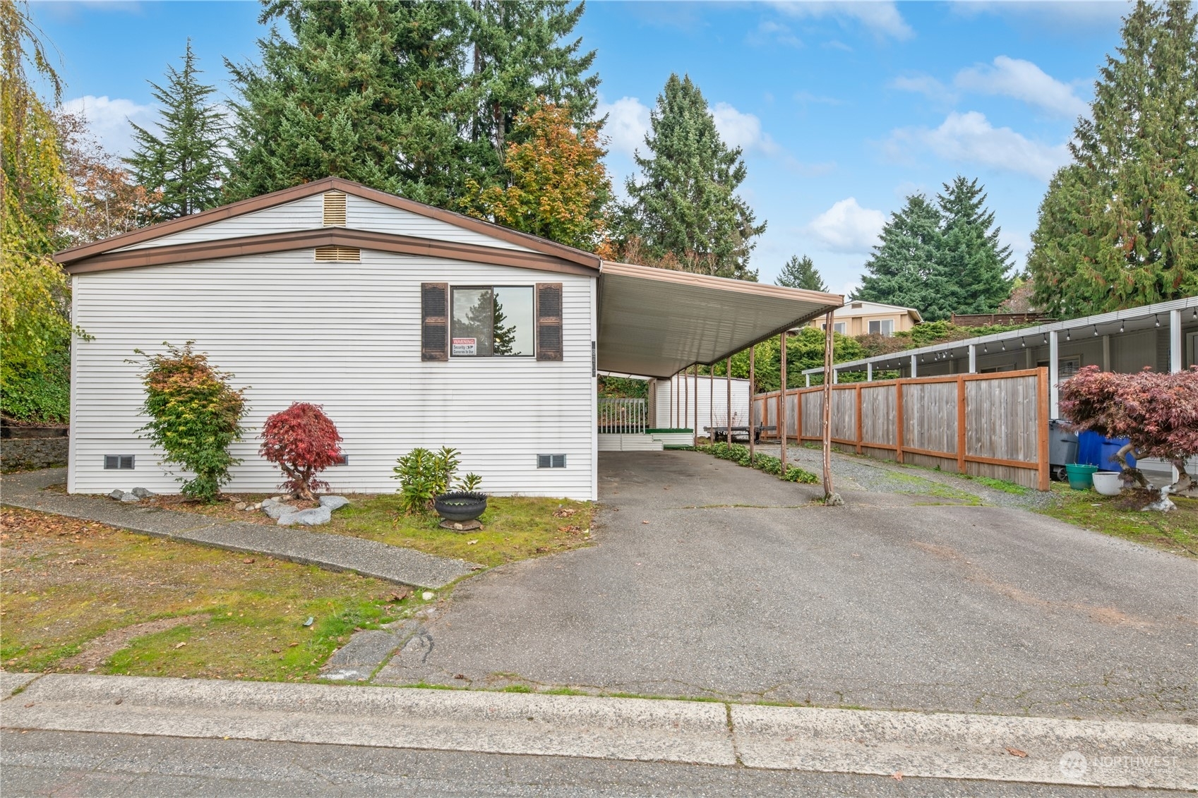 Property Photo:  18914 128th Avenue NE  WA 98011 