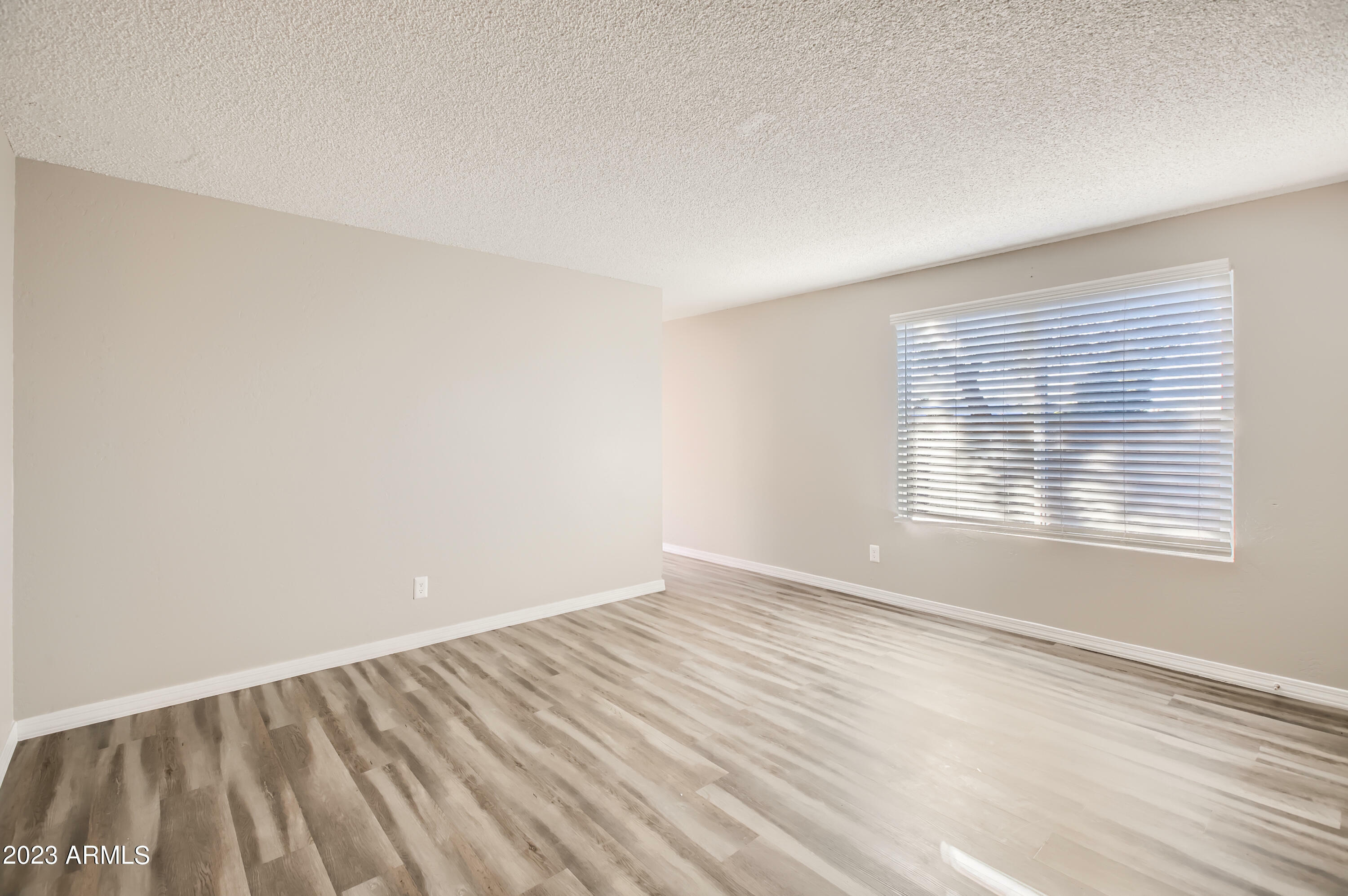 Property Photo: 1205 E Grove Circle AZ 85204