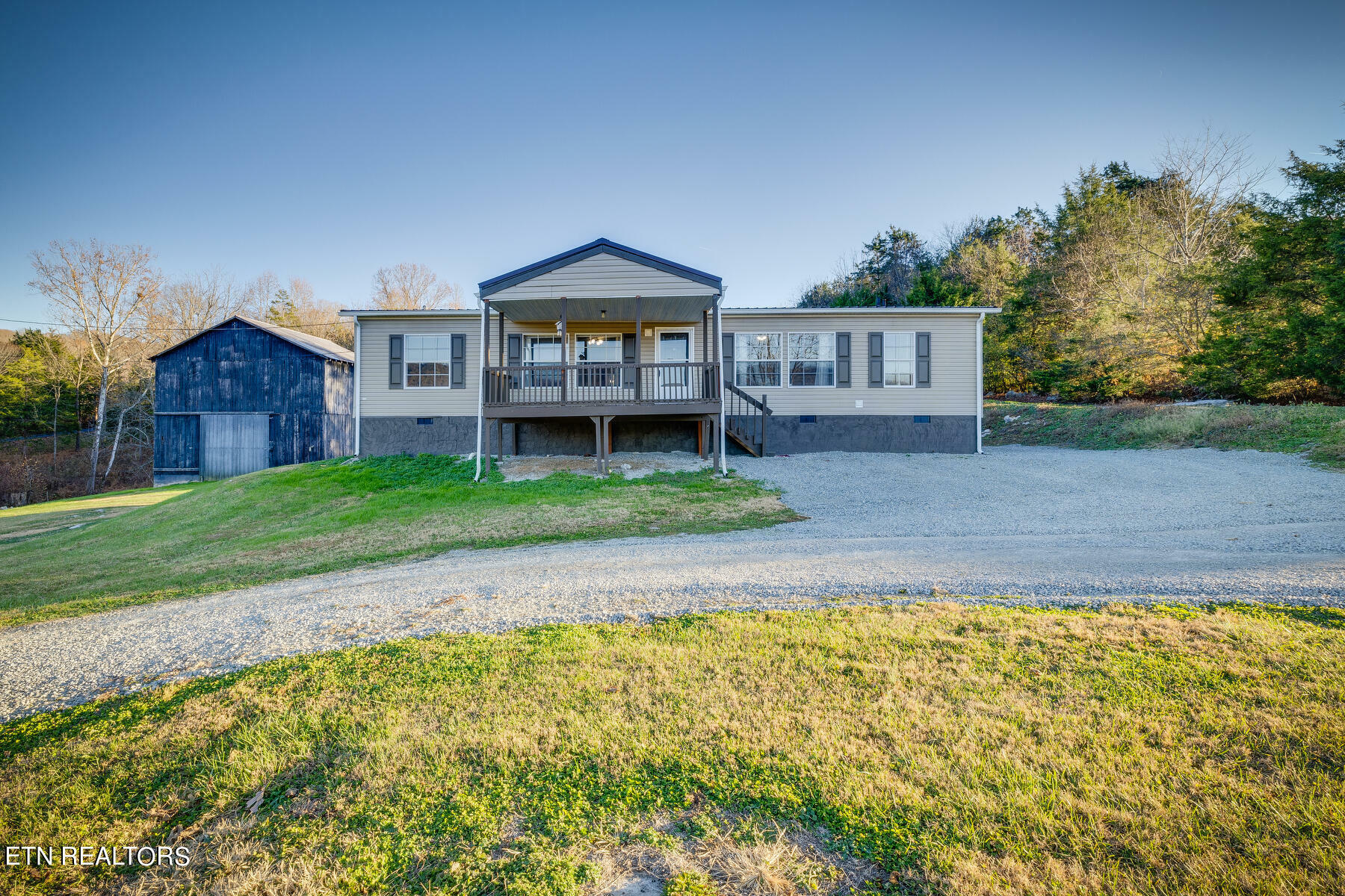 Property Photo: 427 Stiner Lane TN 37766