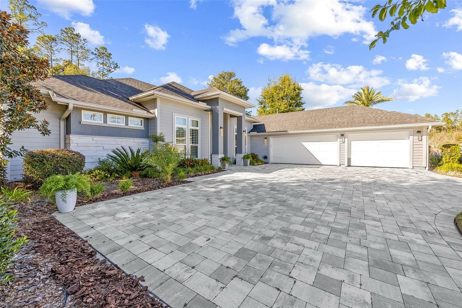 Property Photo:  2878 SW 106th Street  FL 32608 