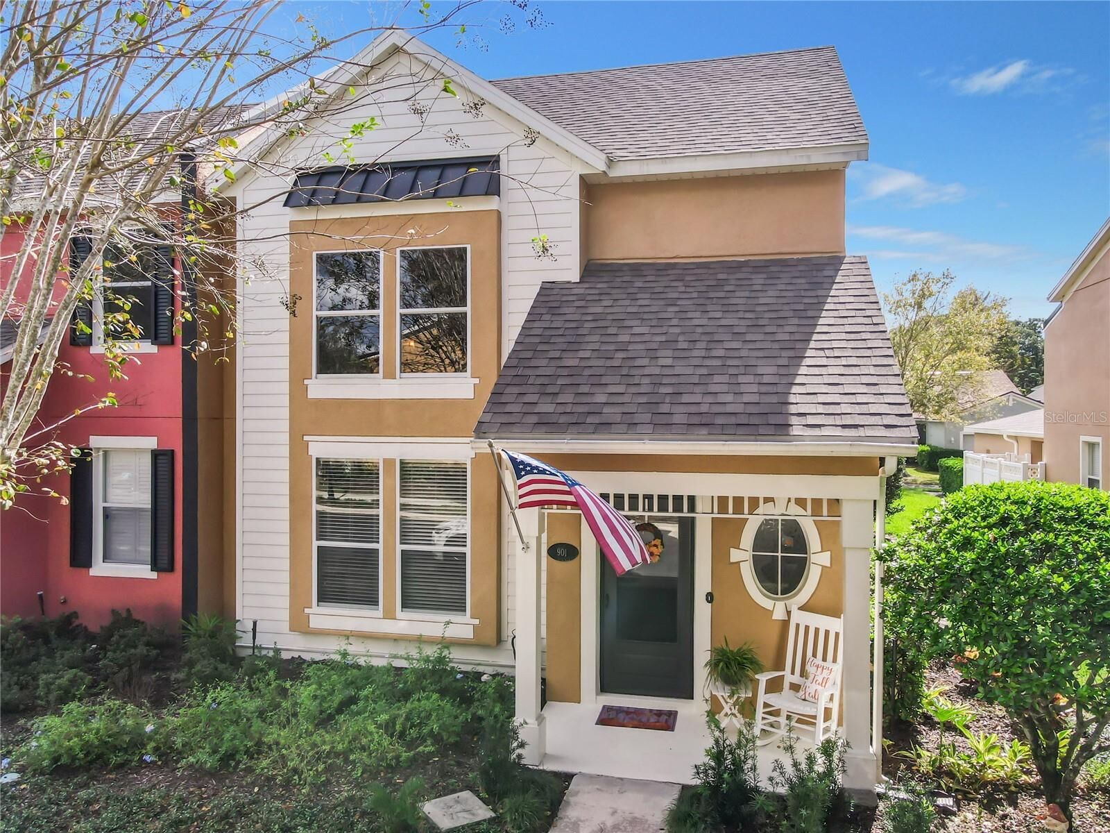 Property Photo: 901 Wynbrook Lane FL 32724