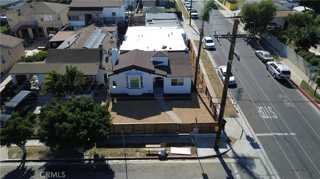 Property Photo:  1558 W 105th Street  CA 90047 